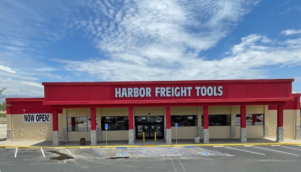 Harbor Freight Tools | 260 E Baseline Rd, Rialto, CA 92376, USA | Phone: (909) 301-4545