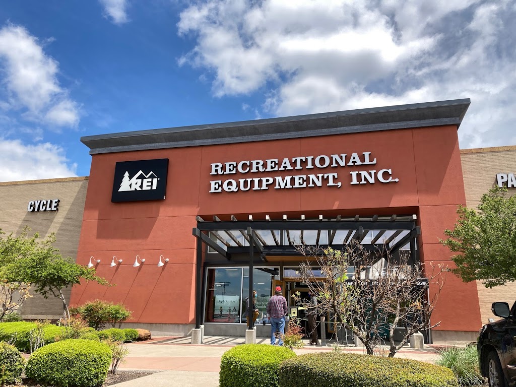 REI | 2424 Preston Rd, Plano, TX 75093 | Phone: (972) 985-2241