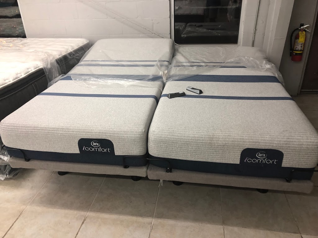 Florida Mattress And Furniture | 711 US-92, Seffner, FL 33584, USA | Phone: (813) 477-9016