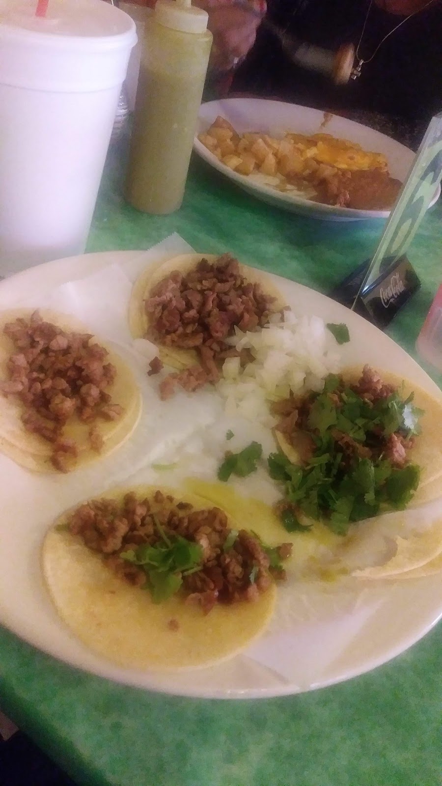 Chayitos Mexican Restaurant | 500 Ross Ave, Devine, TX 78016 | Phone: (830) 663-5324