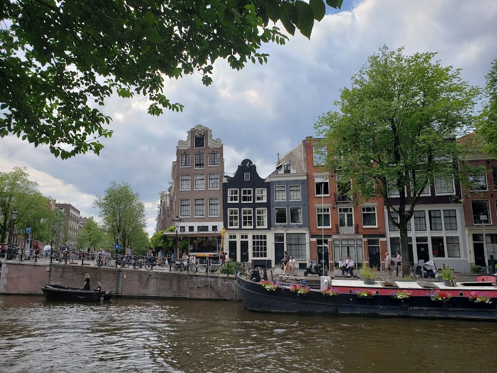 Raïnaraï | Prinsengracht 252, 1016 HG Amsterdam, Netherlands | Phone: 020 624 9791