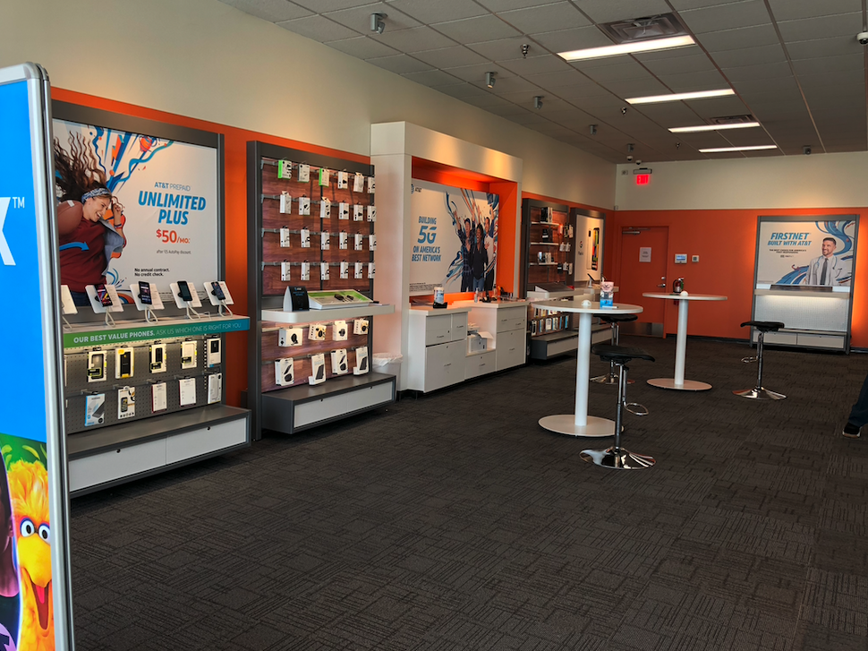 AT&T Store | 1701 Investors Ave Suite A, El Reno, OK 73036, USA | Phone: (405) 422-3201