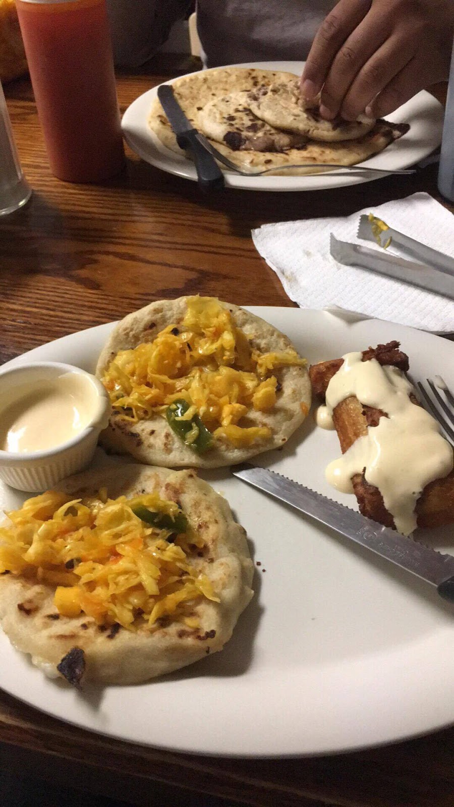 Pupuseria Y Taqueria La Vina | 3301 N Story Rd, Irving, TX 75062, USA | Phone: (972) 255-0149