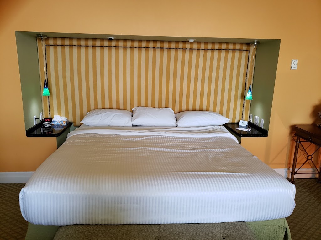 Old Alcohol Plant Inn | 310 Hadlock Bay Rd, Port Hadlock-Irondale, WA 98339, USA | Phone: (360) 390-4017