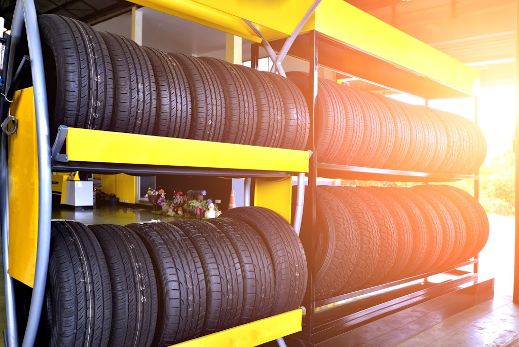 Carrolls Tire Warehouse | 4751 Wible Rd, Bakersfield, CA 93313, USA | Phone: (661) 847-5040