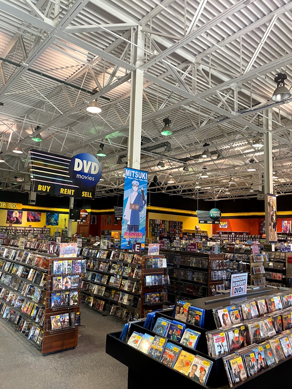 Movie Trading Company | 5809 Greenville Ave, Dallas, TX 75206, USA | Phone: (214) 361-8287