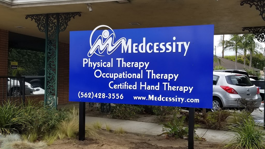 Medcessity: Jonathan Chinn, PT ,DPT | 4010 Orange Ave, Long Beach, CA 90807, USA | Phone: (562) 428-3556