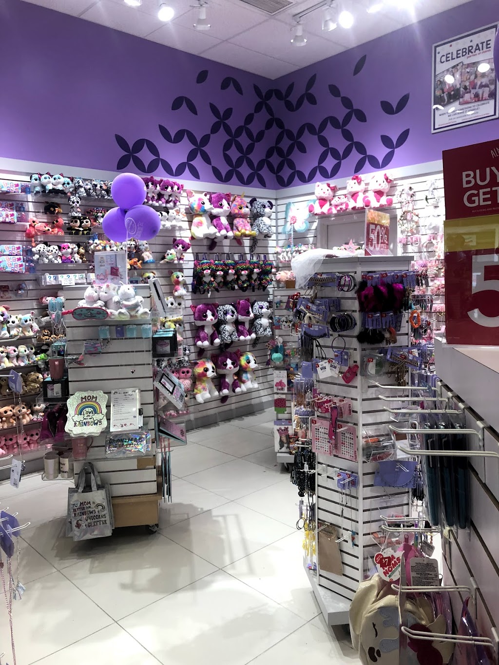 Claires | 1 Crossgates Mall Rd C209, Albany, NY 12203, USA | Phone: (518) 456-6123