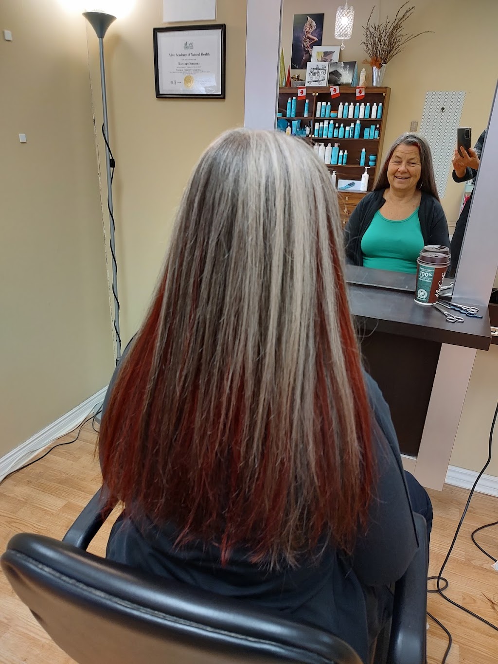 The Hairitage | 3435 King St, Vineland, ON L0R 2C0, Canada | Phone: (905) 562-8225