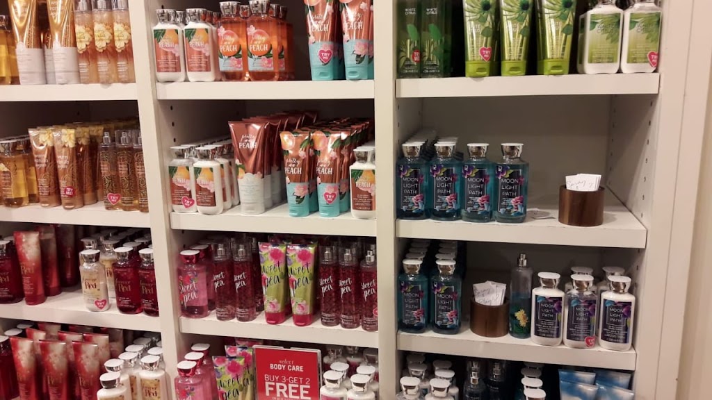 Bath & Body Works | 3100 Howard Ave, Windsor, ON N8X 3Y8, Canada | Phone: (519) 967-9484