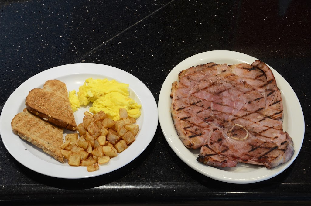 Capri Diner, Breakfast & Lunch | 2467 Faye Road Suite 1, Jacksonville, FL 32226 | Phone: (904) 619-0190