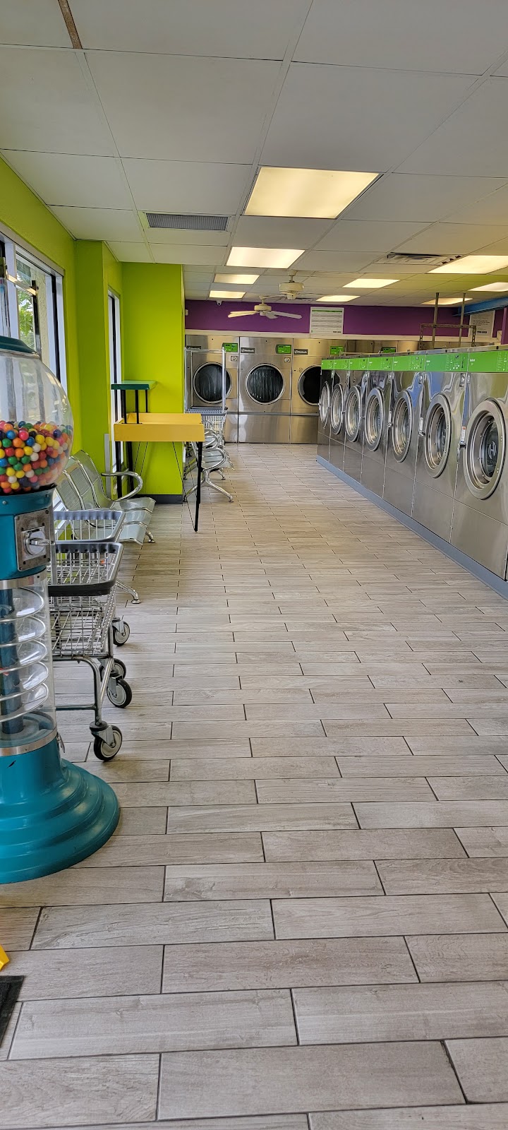 Select Coin Laundry | 105 21st Ave W #8333, Bradenton, FL 34205, USA | Phone: (941) 745-9048