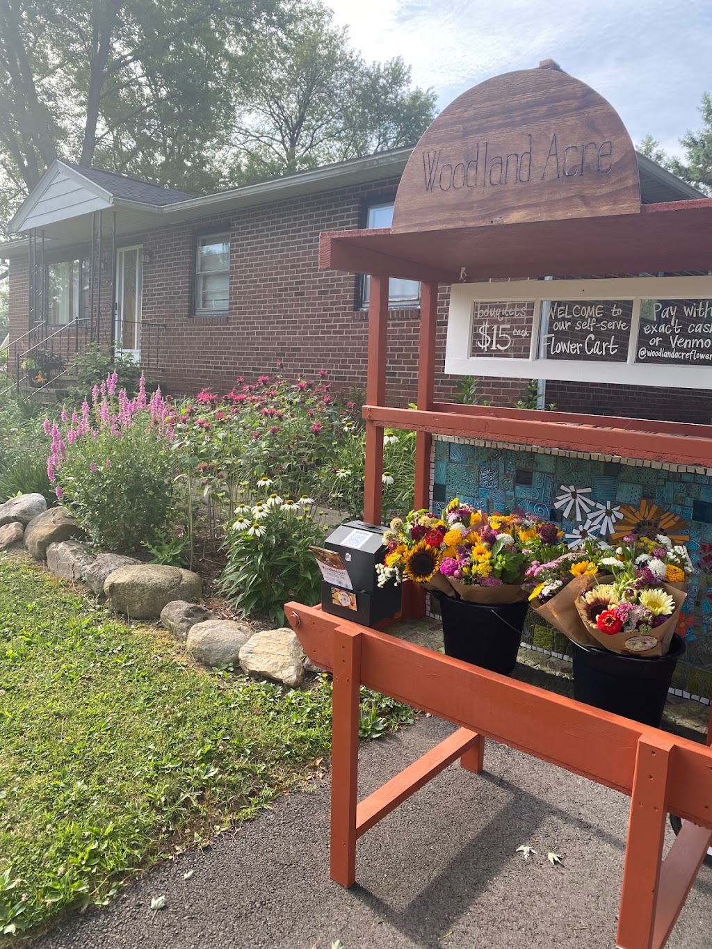 Woodland Acre Flowers | 3064 Woodland Rd, Akron, OH 44312, USA | Phone: (330) 687-4673