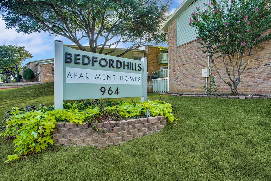 Bedford Hills Apartments | 964 Simpson Terrace, Bedford, TX 76021, USA | Phone: (817) 485-3133