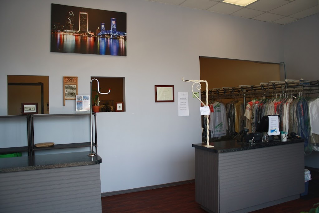 Nitas All Washed Up Dry Cleaning | 12961 N Main St, Jacksonville, FL 32218, USA | Phone: (904) 683-7347