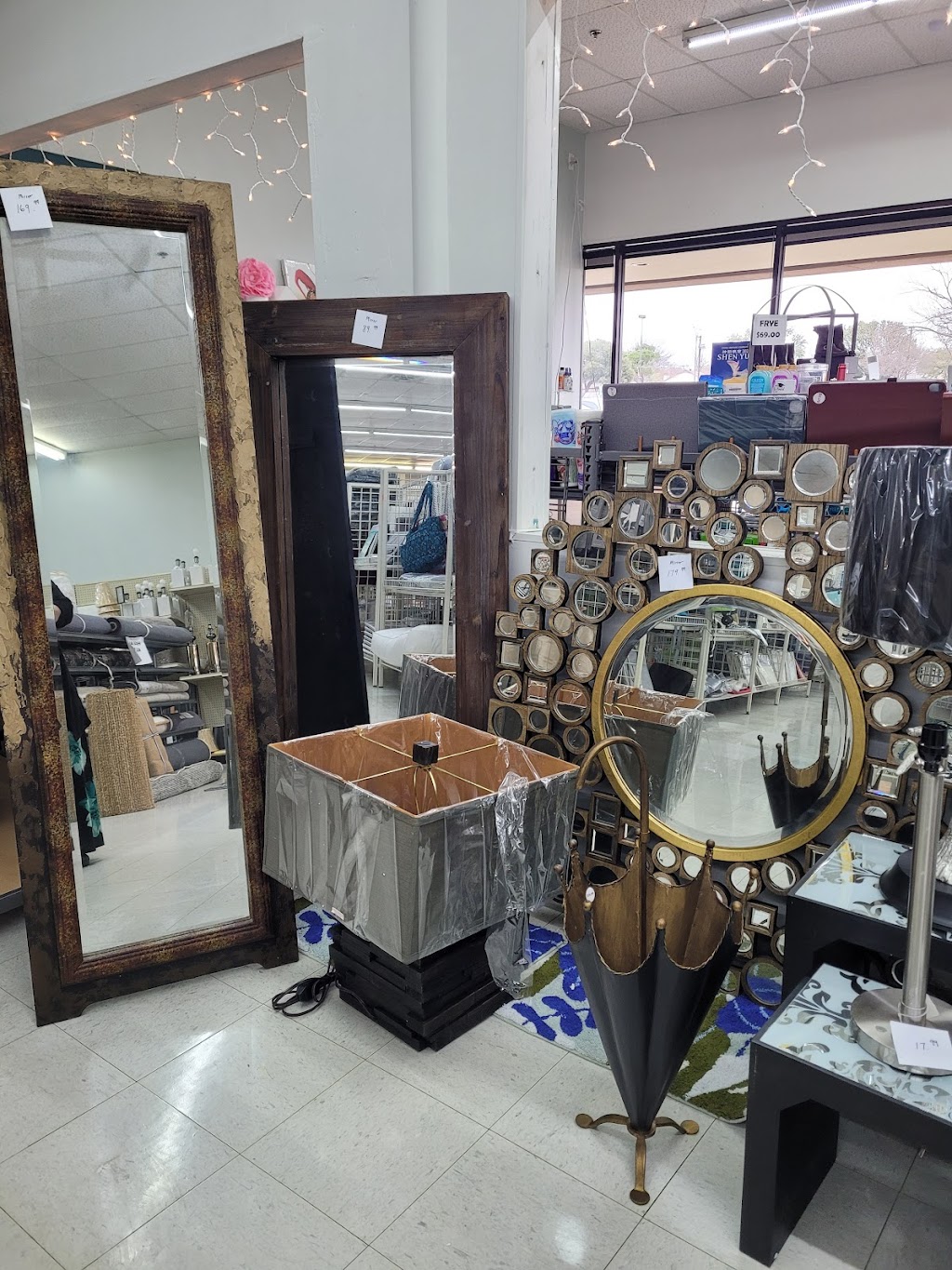 Plum Home and Lifestyle | 740 SW Green Oaks Blvd STE 202, Arlington, TX 76017, USA | Phone: (972) 977-3076