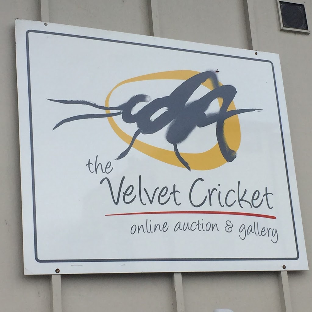 The Velvet Cricket Auctions | 4233 Airport Rd B, Cincinnati, OH 45226, USA | Phone: (513) 979-4990