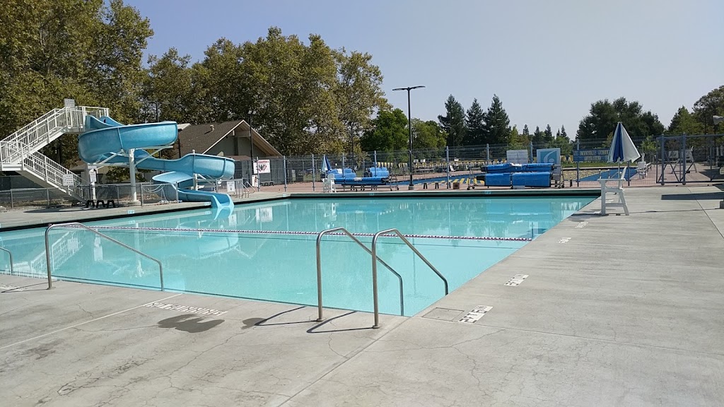 Dolores Bengtson Aquatic Center | 4455 Black Ave, Pleasanton, CA 94566, USA | Phone: (925) 931-3420