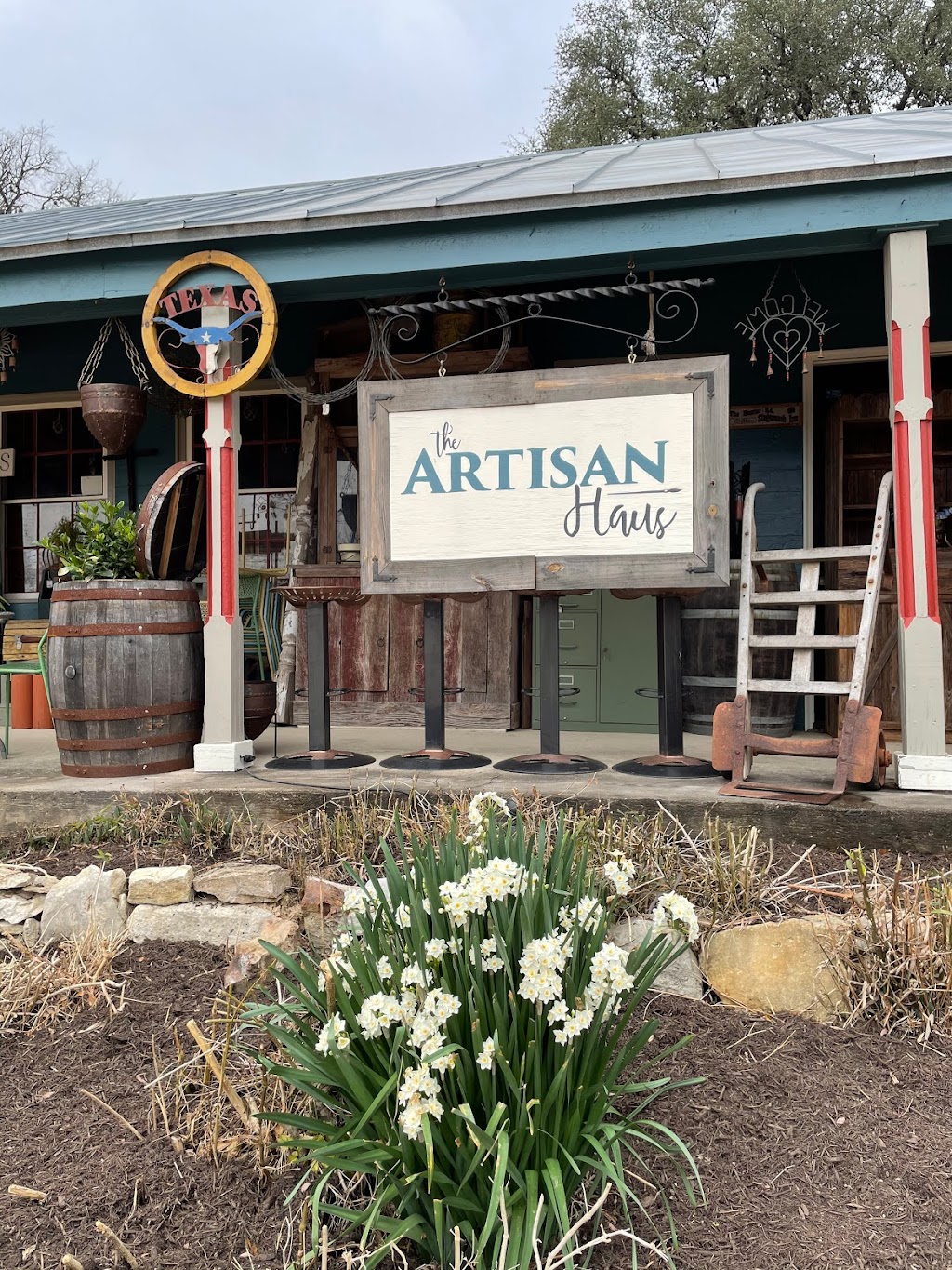 The Artisan Haus | 5441 Farm to Market 1102, New Braunfels, TX 78132, USA | Phone: (830) 627-9739