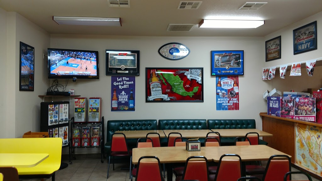 Pizza King | 10668 14th Ave #102, Armona, CA 93202, USA | Phone: (559) 584-3341