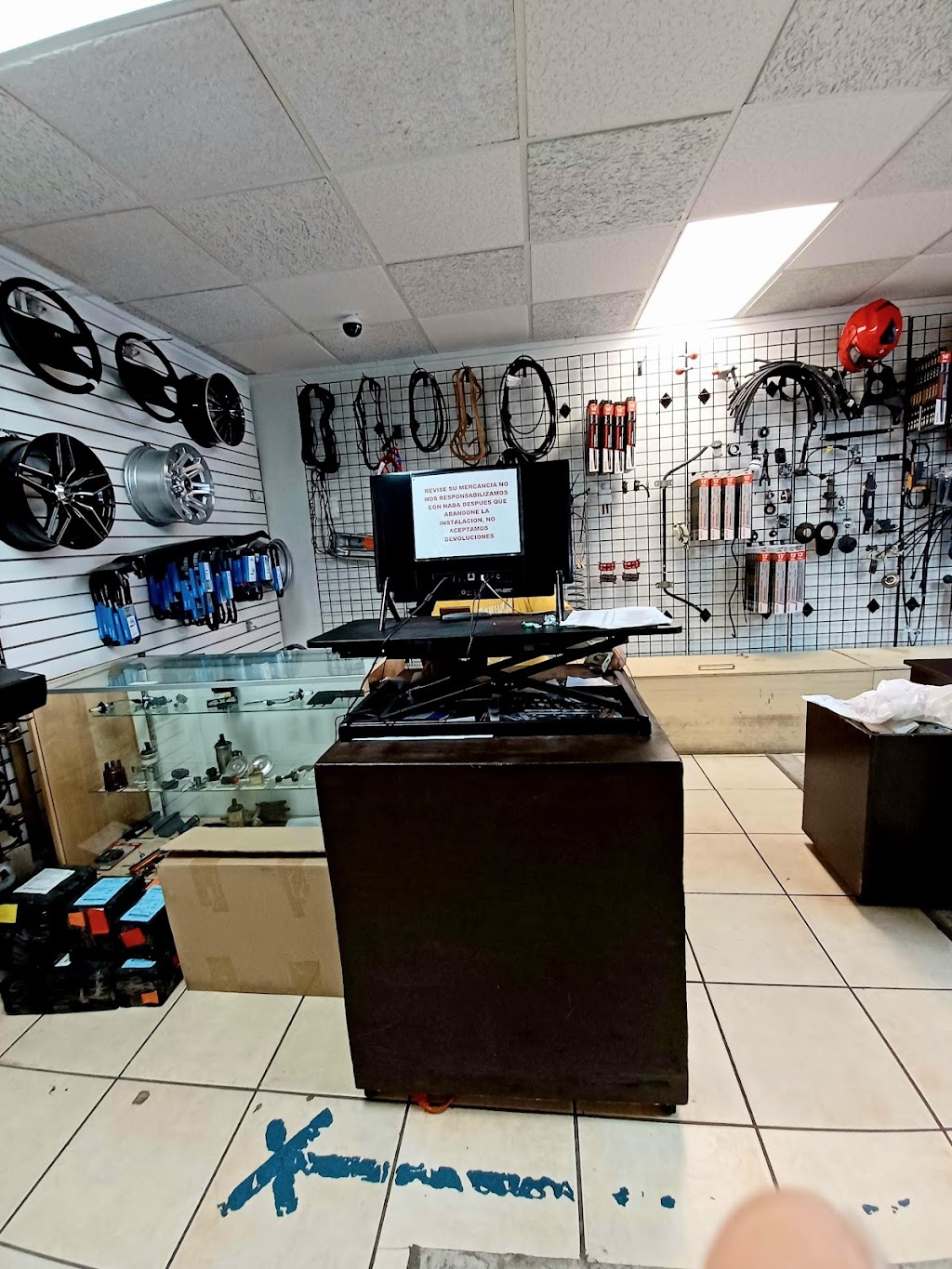 Zakharov Auto Parts | 552 Hialeah Dr, Hialeah, FL 33010, USA | Phone: (305) 407-3590