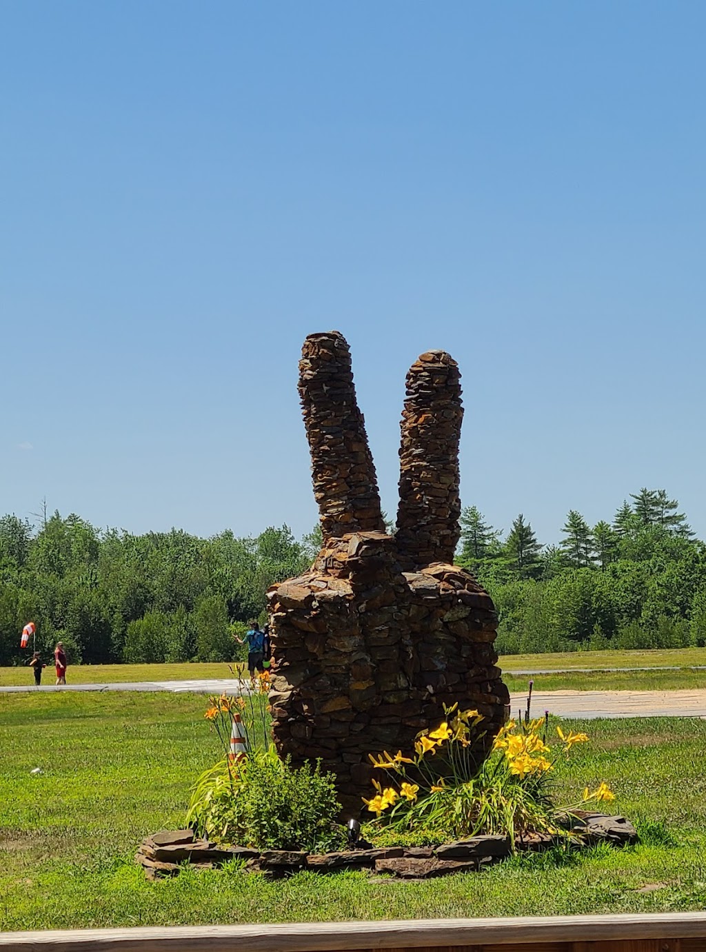 Skydive New England | 40 Skydive Ln, Lebanon, ME 04027, USA | Phone: (207) 339-1520