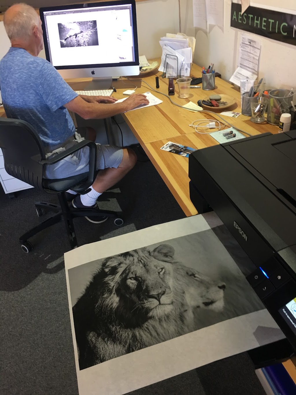 Angeles Press | 3200 Airport Ave Suite #1, Santa Monica, CA 90405, USA | Phone: (310) 804-9253