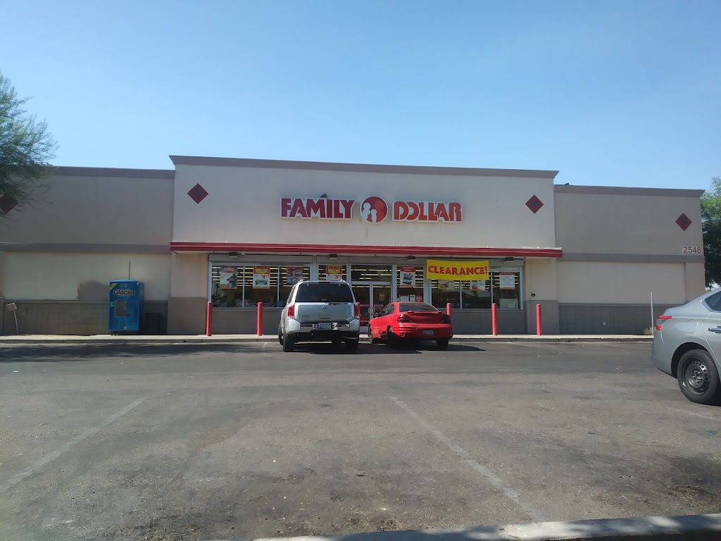 Family Dollar | 2548 N 32nd St, Phoenix, AZ 85008, USA | Phone: (480) 824-7160