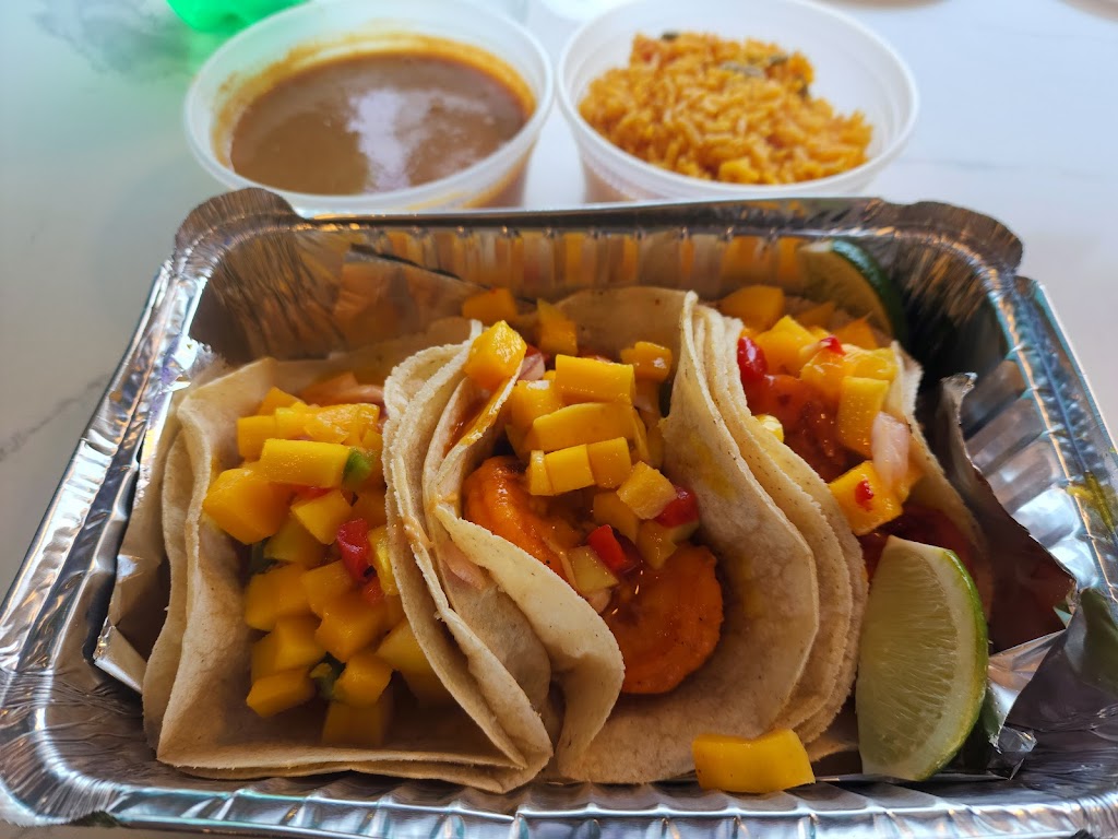 La Taqueria | 320 Washington St, Dedham, MA 02026, USA | Phone: (781) 686-9111