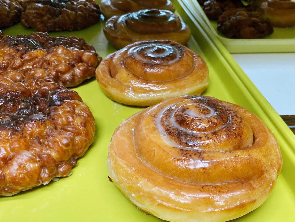 S J Donuts | 2912 E University Dr, Denton, TX 76209 | Phone: (940) 387-2333