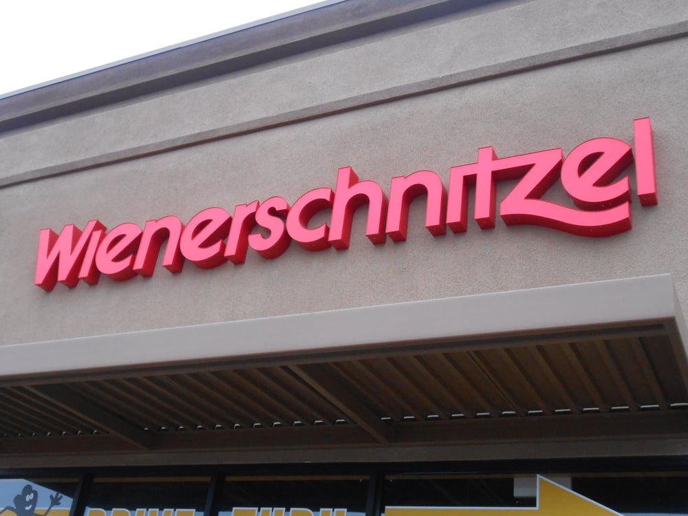 Wienerschnitzel | 4111 Woodruff Ave, Lakewood, CA 90713, USA | Phone: (562) 425-2535