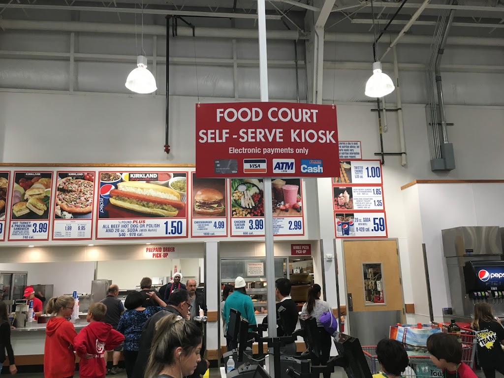 Costco Food Court | 2300 Middlefield Rd, Redwood City, CA 94063, USA | Phone: (650) 568-4040