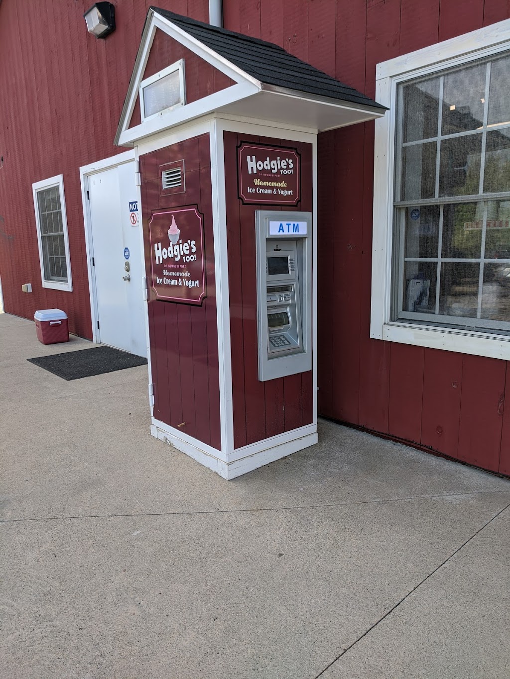 Hodgies Too of Newburyport | 251 Low St, Newburyport, MA 01950, USA | Phone: (978) 255-2163