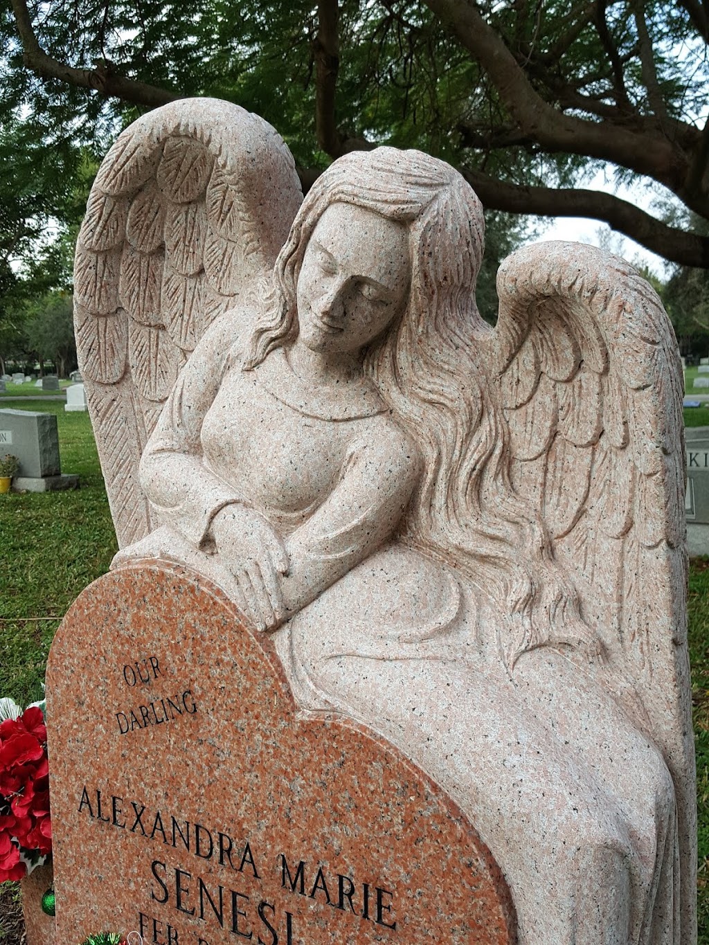 Evergreen Cemetery | 1300 SE 10th Ave, Fort Lauderdale, FL 33301, USA | Phone: (954) 828-7050