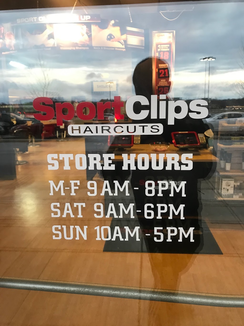 Sport Clips Haircuts of Lewis Center | 6429 Pullman Dr, Lewis Center, OH 43035, USA | Phone: (740) 549-0996