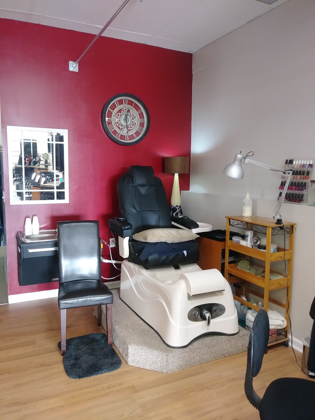 Roots Salon | 35262 Dodge Park Rd, Sterling Heights, MI 48312, USA | Phone: (586) 977-9111