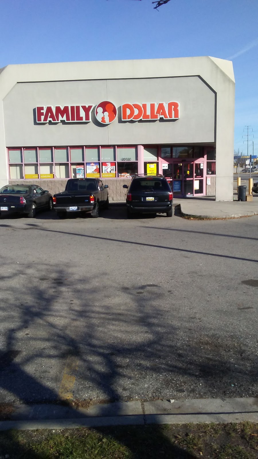 Family Dollar | 20720 Van Dyke Ave, Warren, MI 48089, USA | Phone: (586) 920-0018