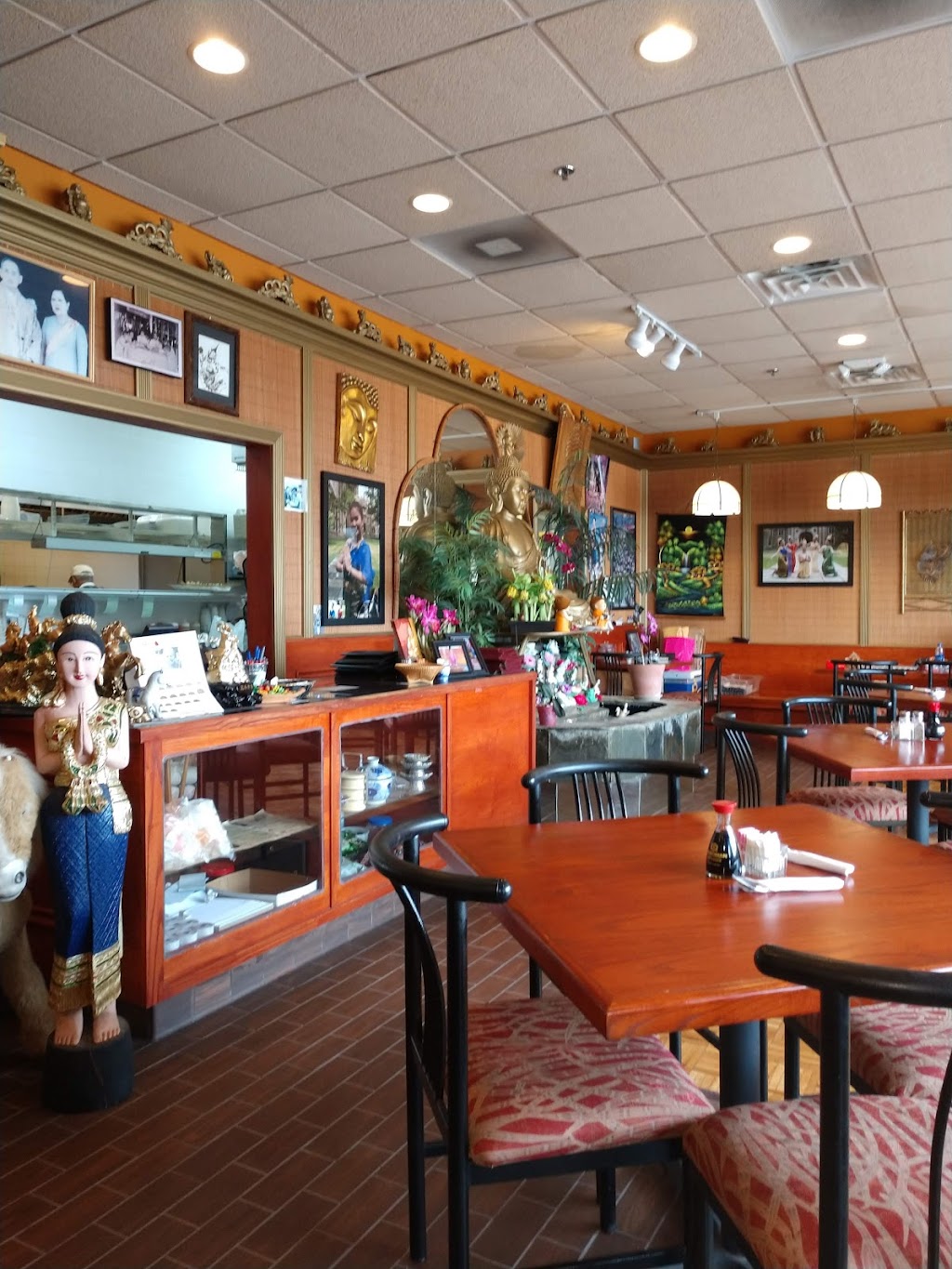 Golden Buddha Thai Cuisine | 70931 Van Dyke, Bruce Township, MI 48065, USA | Phone: (586) 752-7900