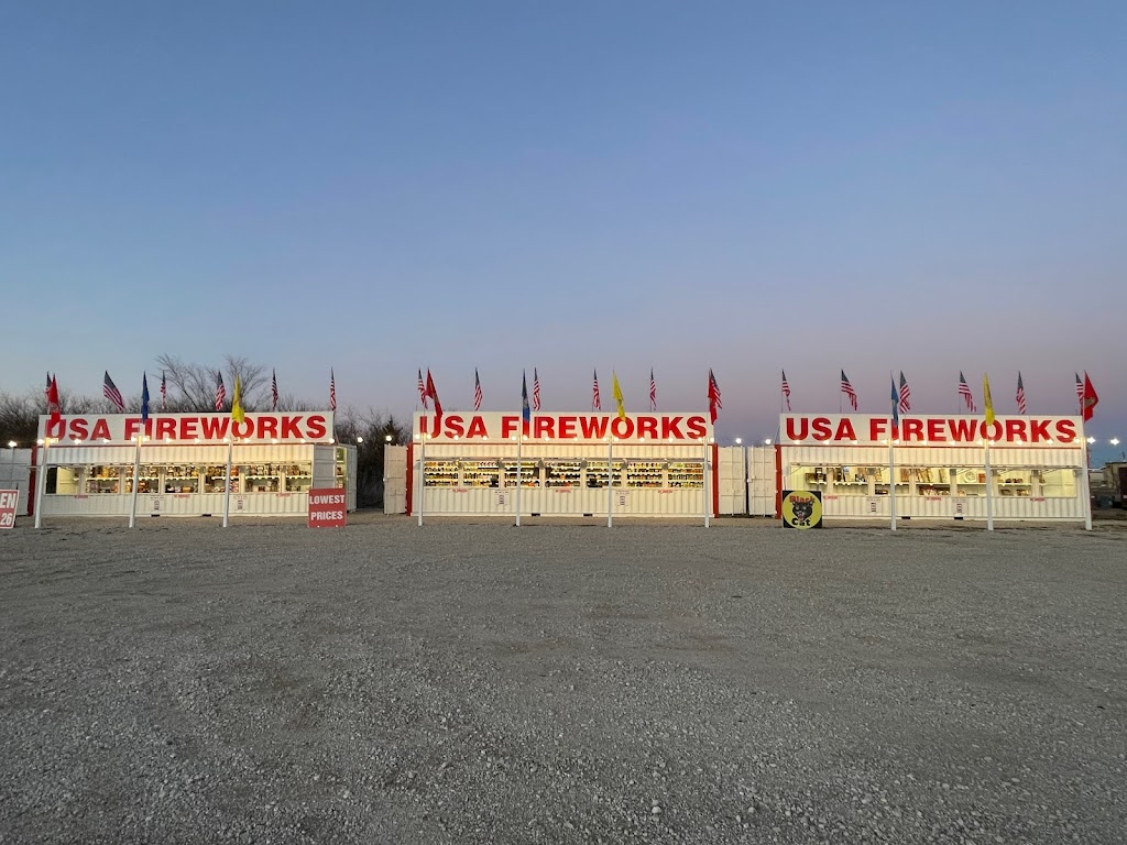 USA FIREWORKS | 5470 TX-276, Royse City, TX 75189, USA | Phone: (972) 979-7102