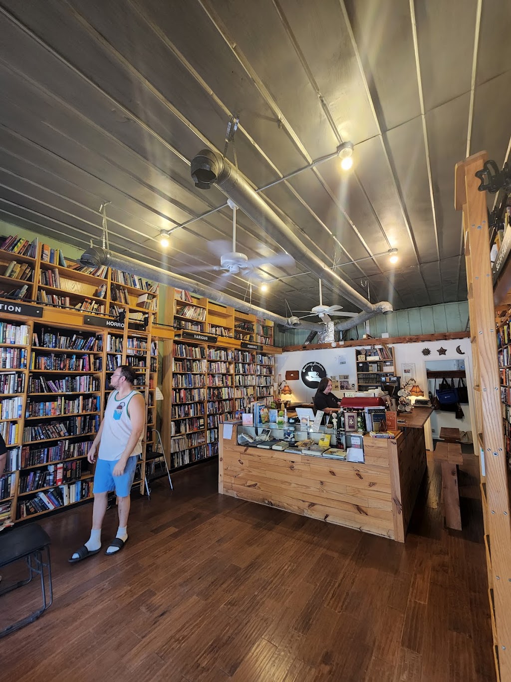 Speakeasy Bookstore | 26 E Main St N, Hampton, GA 30228, USA | Phone: (470) 781-5211