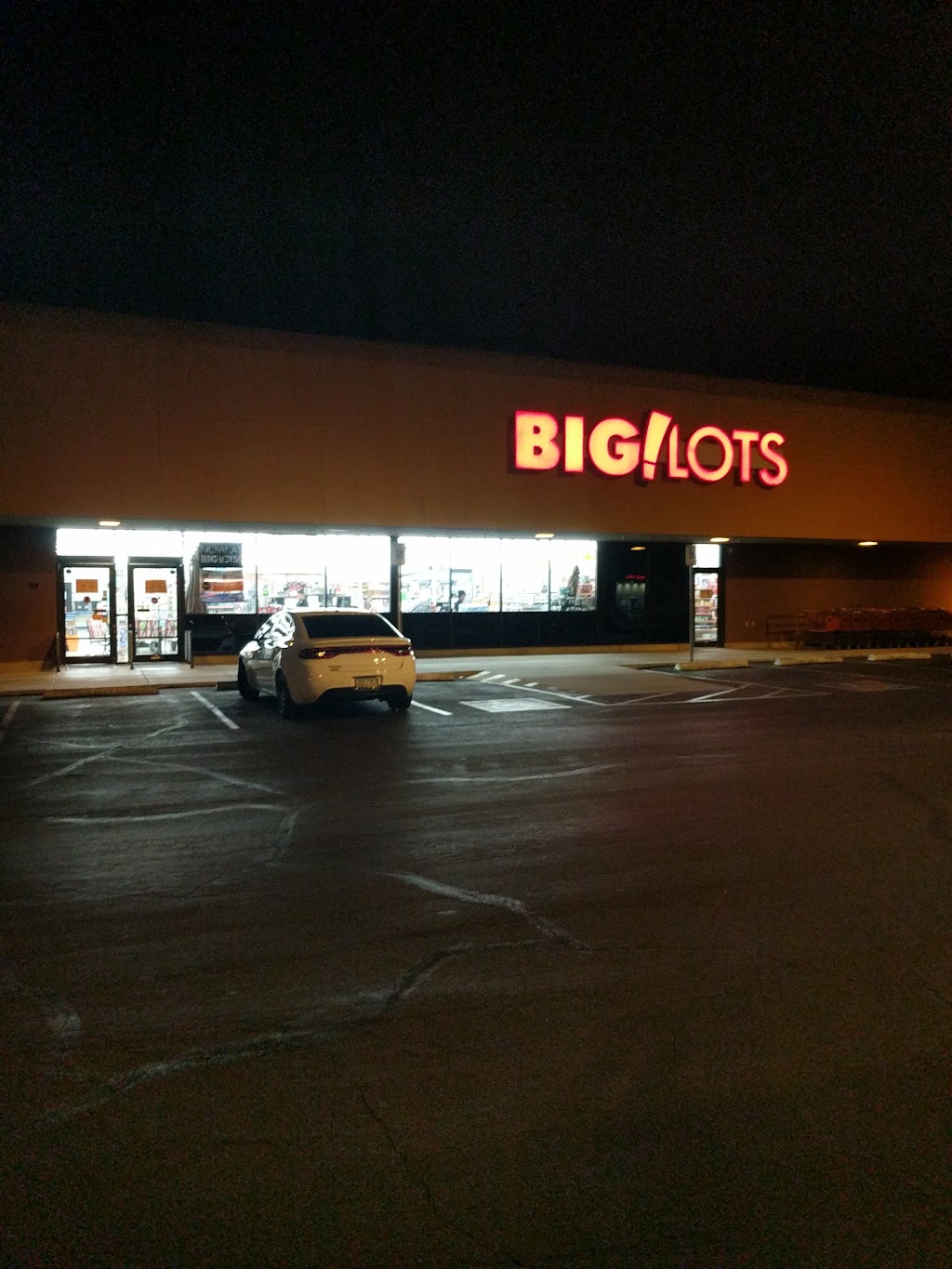 Big Lots | 3900 W Ina Rd, Tucson, AZ 85741, USA | Phone: (520) 351-0417