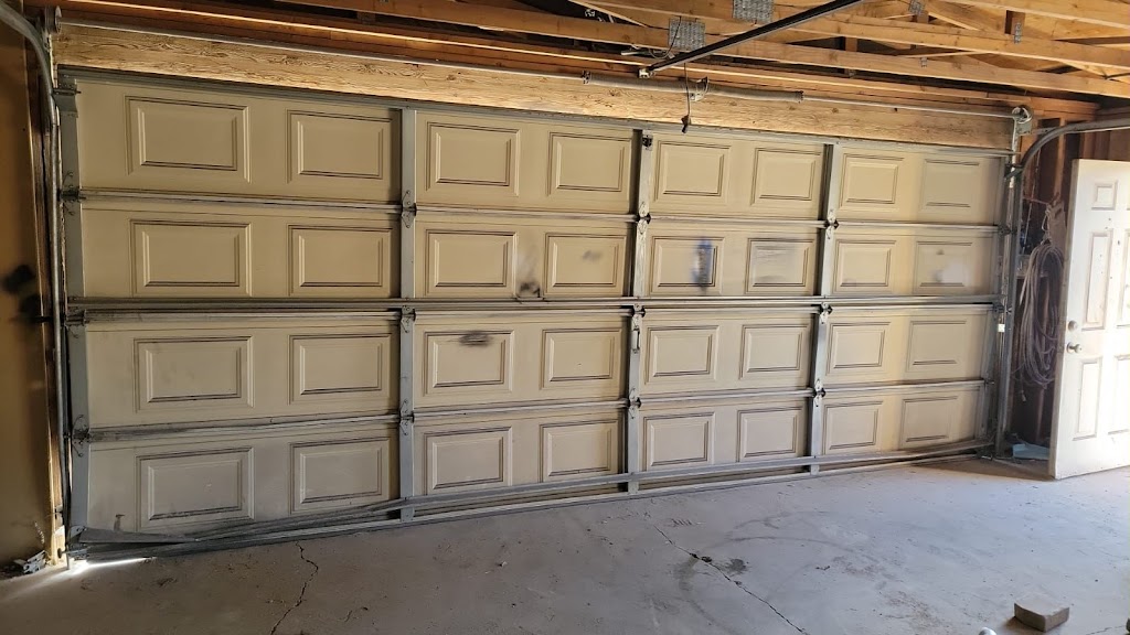 TC Garage Door Repair & Locksmith Services | 4421 Minnetonka Blvd Unit 101, St Louis Park, MN 55416, USA | Phone: (952) 234-9454