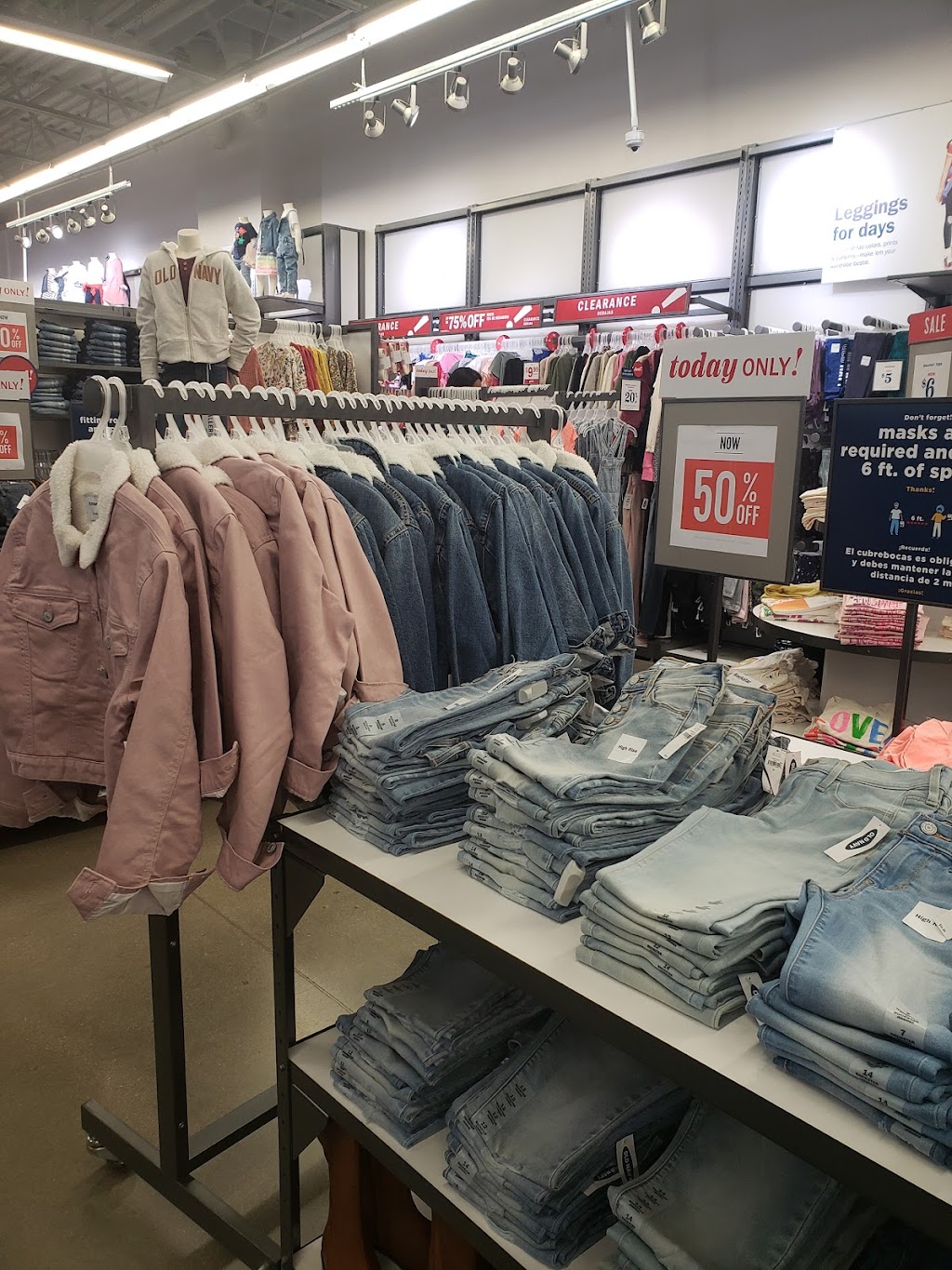Old Navy Outlet - with Curbside Pickup | 6401 Marana Center Blvd SUITE 309, Tucson, AZ 85742, USA | Phone: (520) 476-3182