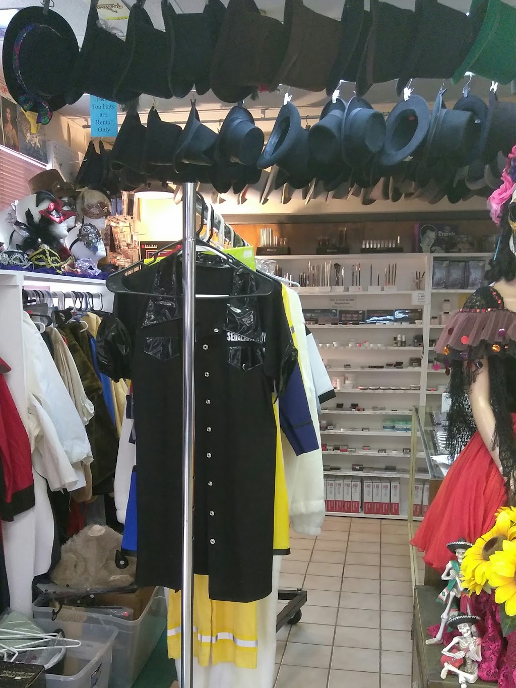 Costumes By Dusty | 324 Exchange Dr, Arlington, TX 76011, USA | Phone: (817) 548-5767