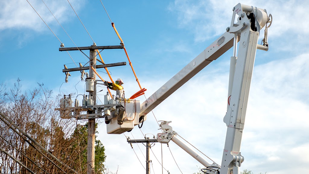 Oncor Electric Delivery | 2525 Story Rd W, Irving, TX 75038, USA | Phone: (888) 313-4747