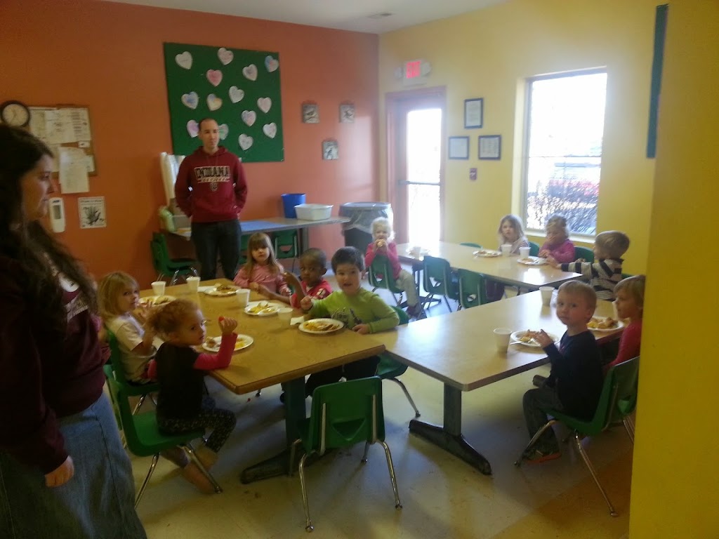 Kids Connection Childcare Centers. Inc. | 1207 Bridgeport Dr, Jeffersonville, IN 47130, USA | Phone: (812) 280-7442