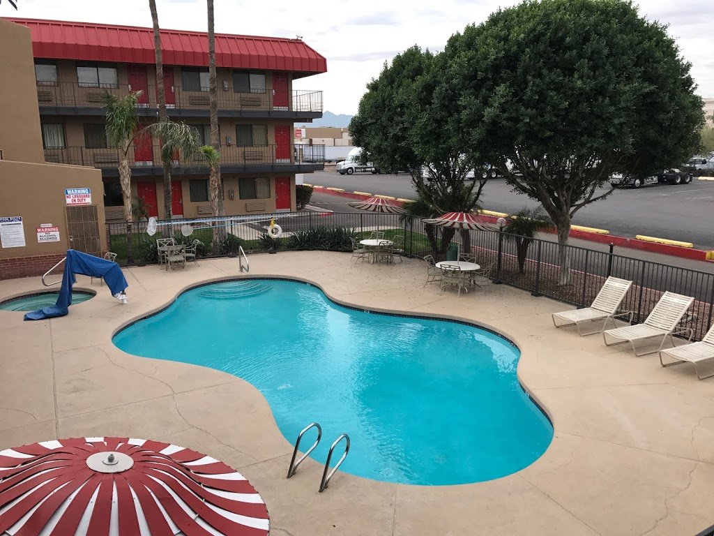 Travelers Inn Phoenix | 5102 W Latham St, Phoenix, AZ 85043, USA | Phone: (602) 233-1988