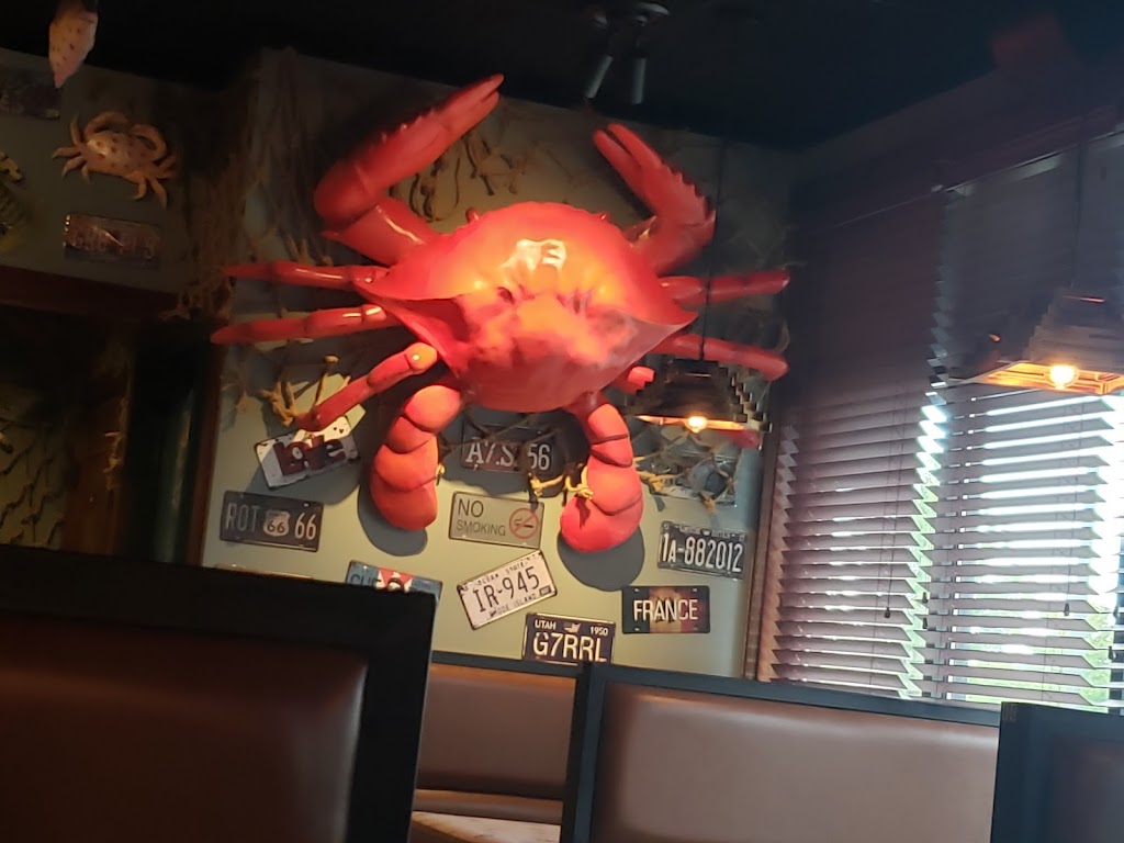 The Mighty Crab | 675 Troy-Schenectady Rd, Latham, NY 12110, USA | Phone: (518) 783-1888