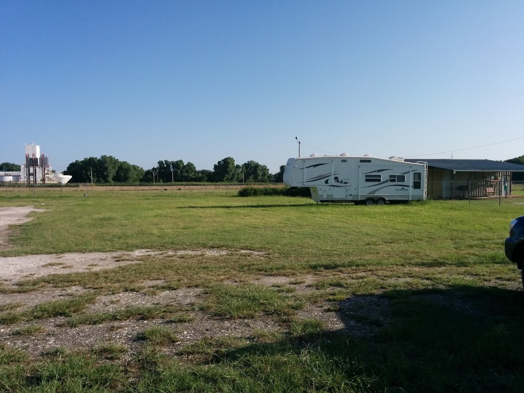 Storage Vets | 400 Jones Rd NW, El Reno, OK 73036, USA | Phone: (405) 422-2944