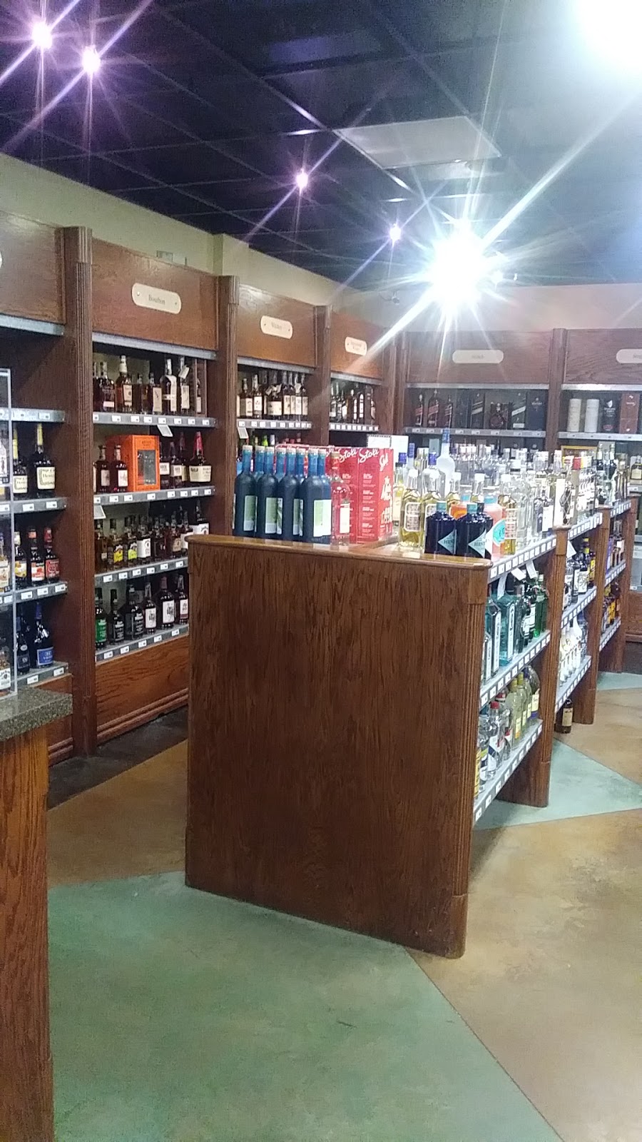 Earlywine Cellar & Spirits | 10524 S May Ave, Oklahoma City, OK 73170, USA | Phone: (405) 378-0192